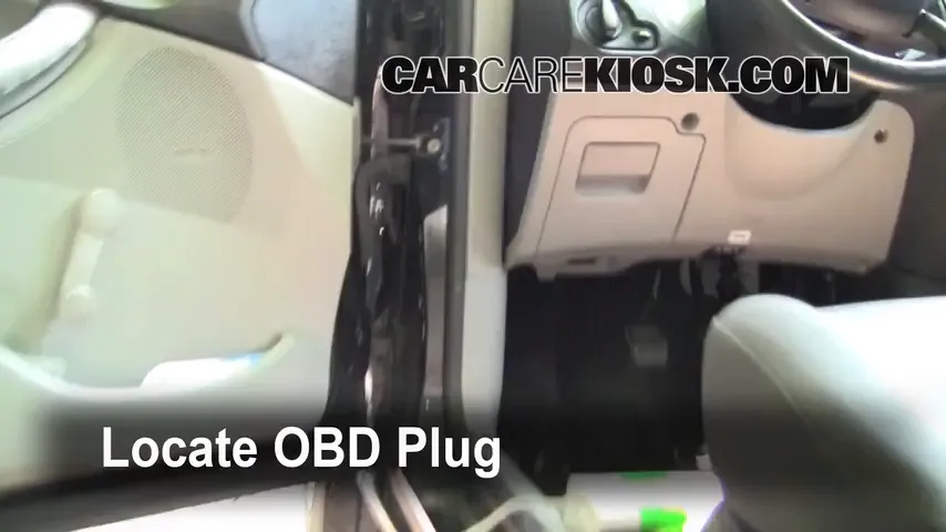 2006 Ford Focus ZX3 2.0L 4 Cyl. Compruebe la luz del motor Diagnosticar